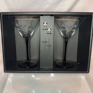 Moonlight Manor Barware Martini Glasses Skull & Crossbones W/Skull Picks Set/2
